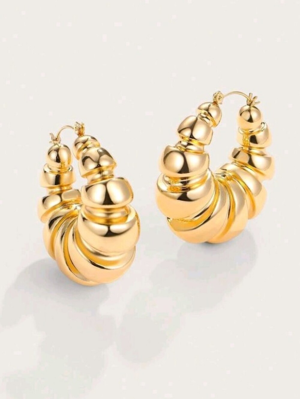 NEW! 18K Gold Plated Vintage Sculpted Ribbed Hoop Earrings